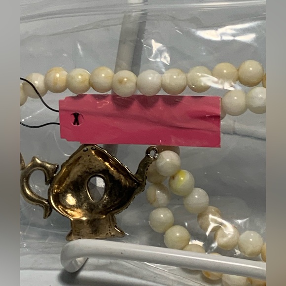 Betsey Johnson Teapot Faux Stone Necklace Collar Silvertone Black Rhinestone - Picture 4 of 4